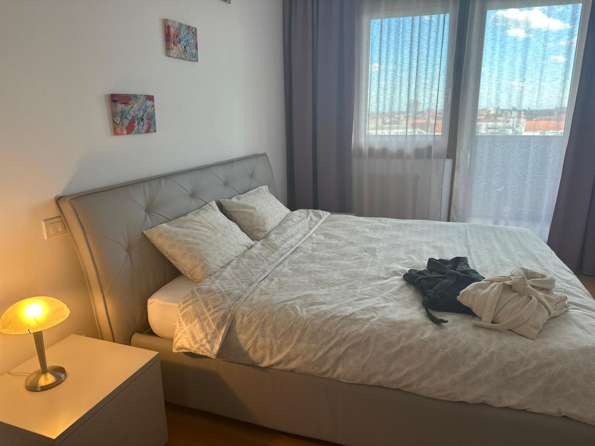 Central Apartment Тимишоара Экстерьер фото
